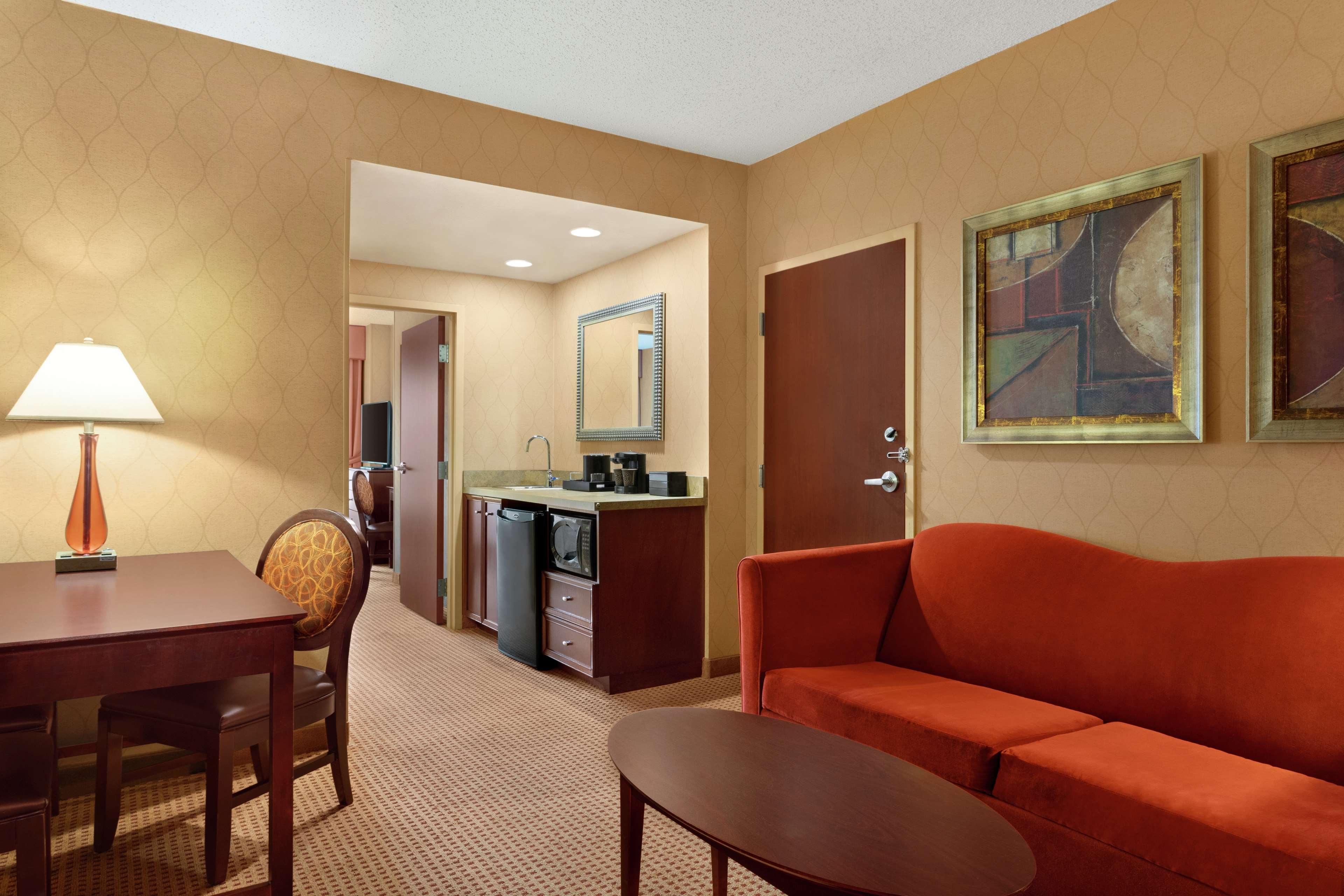 Embassy Suites Huntsville Εξωτερικό φωτογραφία