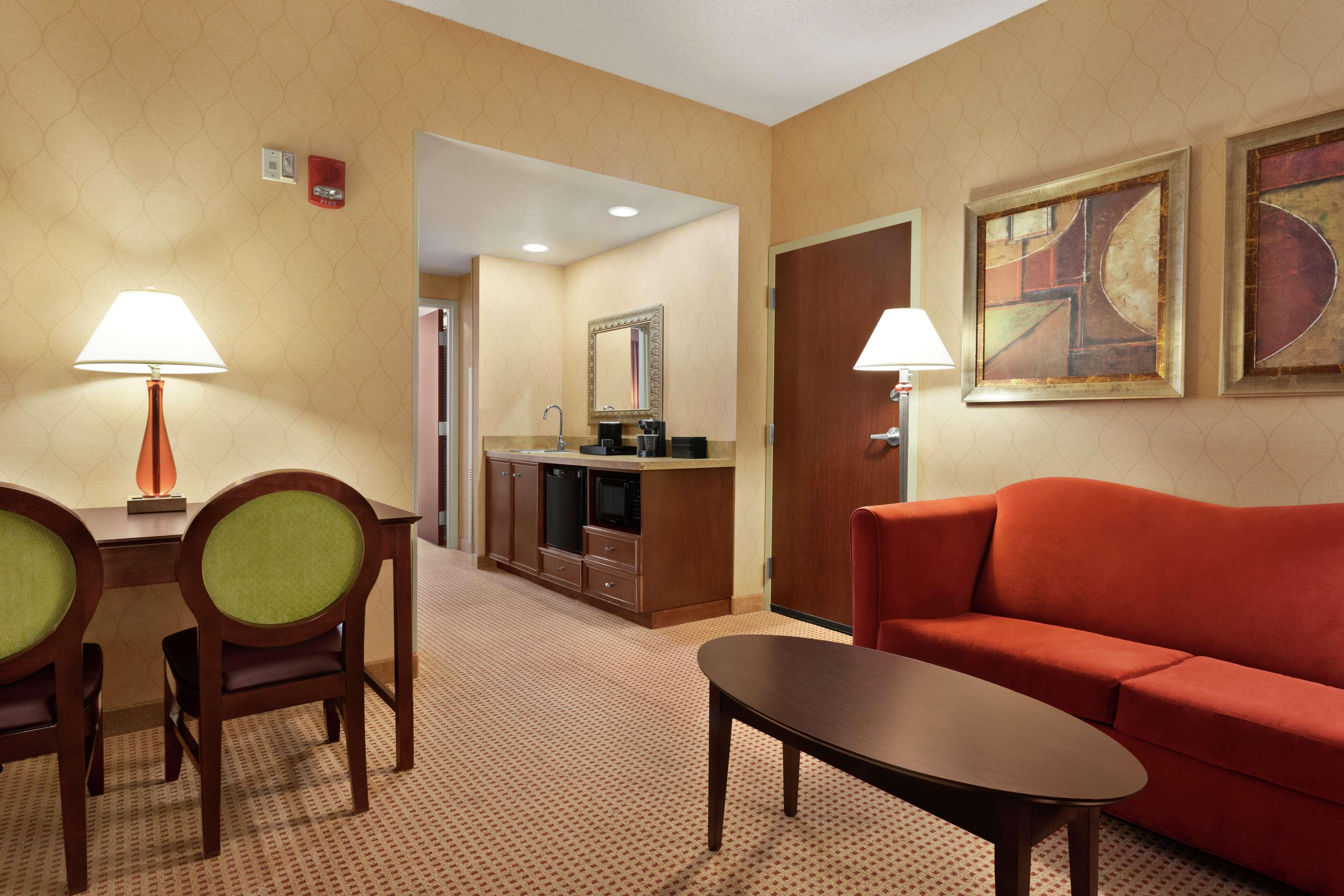 Embassy Suites Huntsville Εξωτερικό φωτογραφία