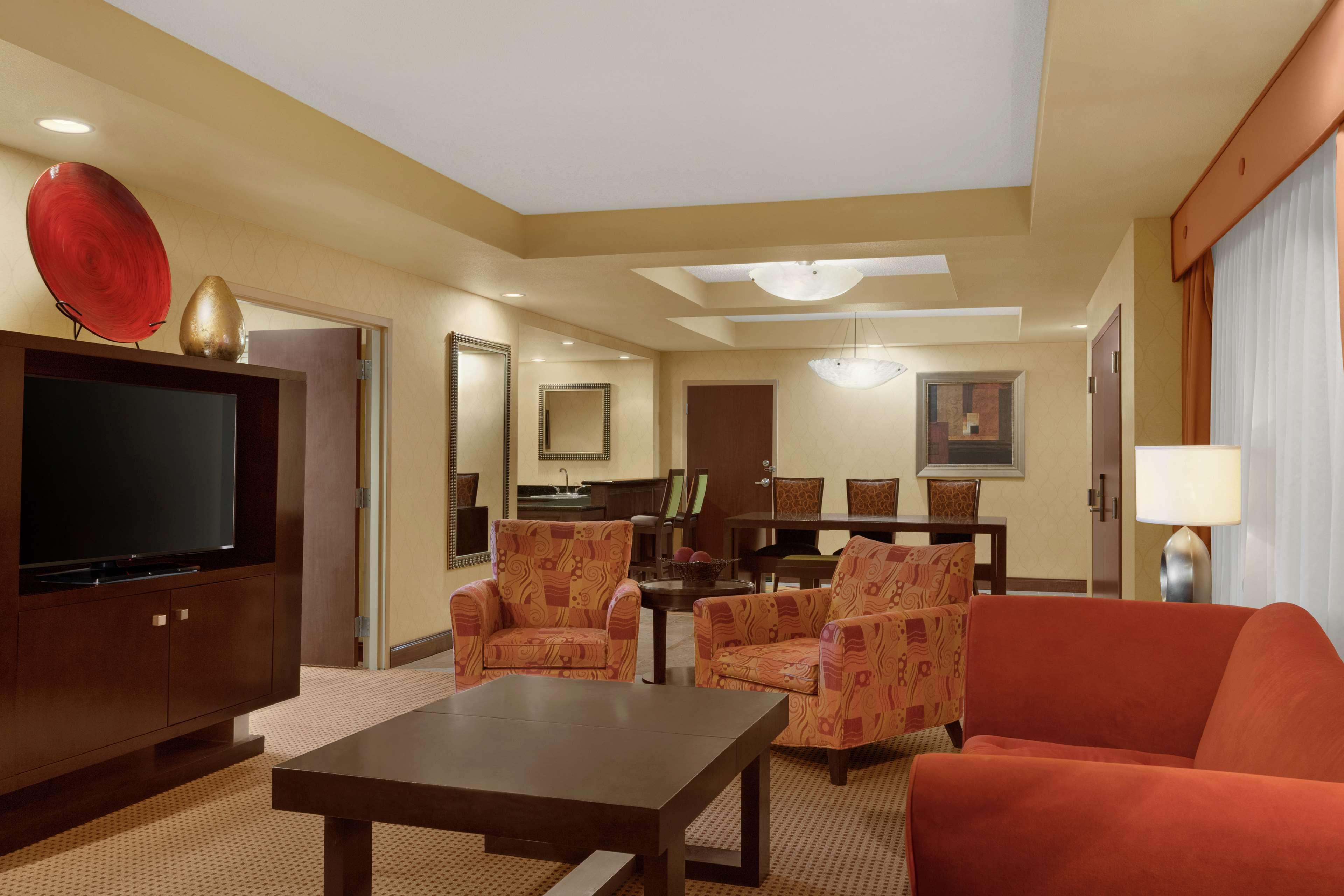 Embassy Suites Huntsville Εξωτερικό φωτογραφία