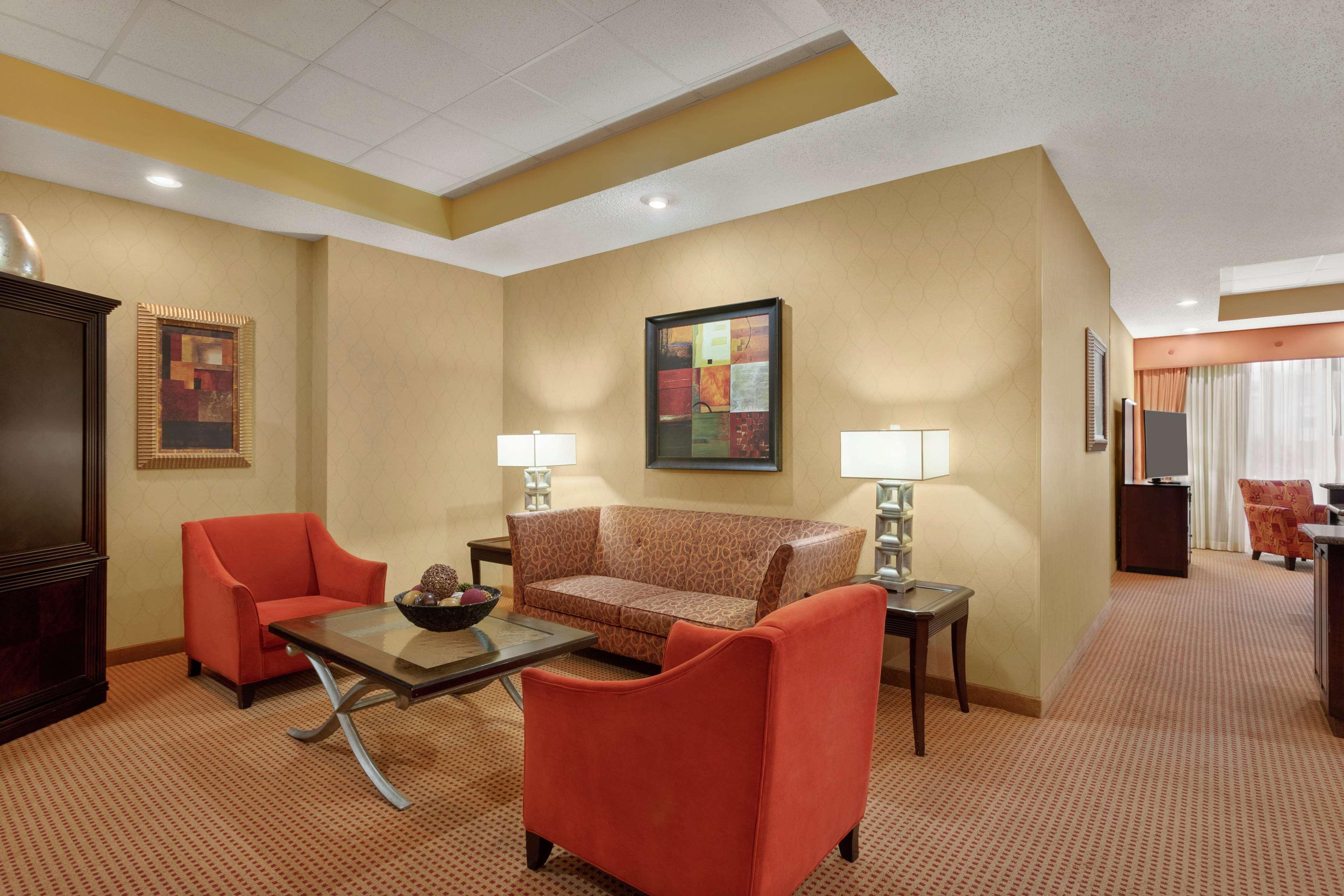 Embassy Suites Huntsville Εξωτερικό φωτογραφία