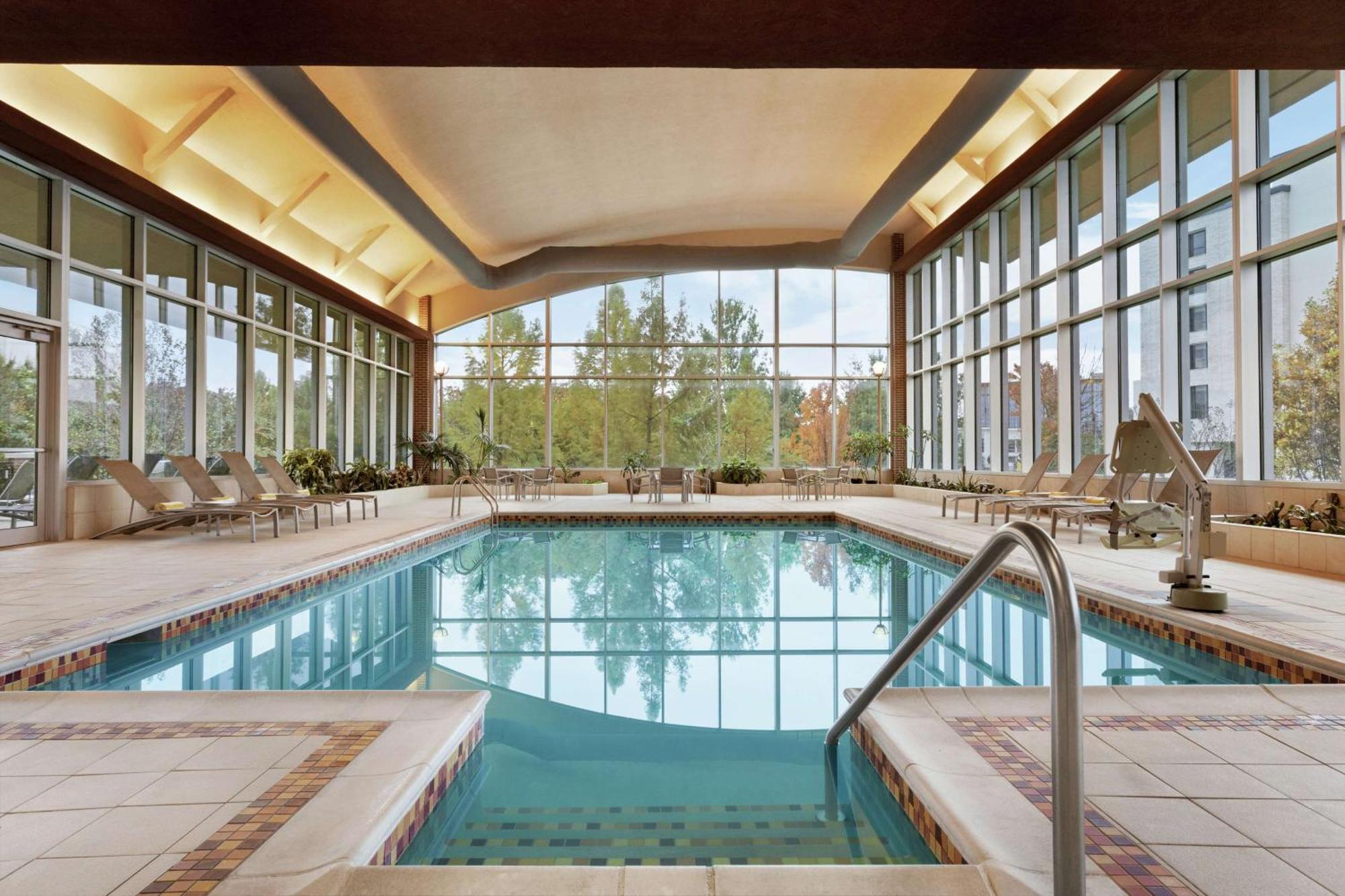 Embassy Suites Huntsville Εξωτερικό φωτογραφία