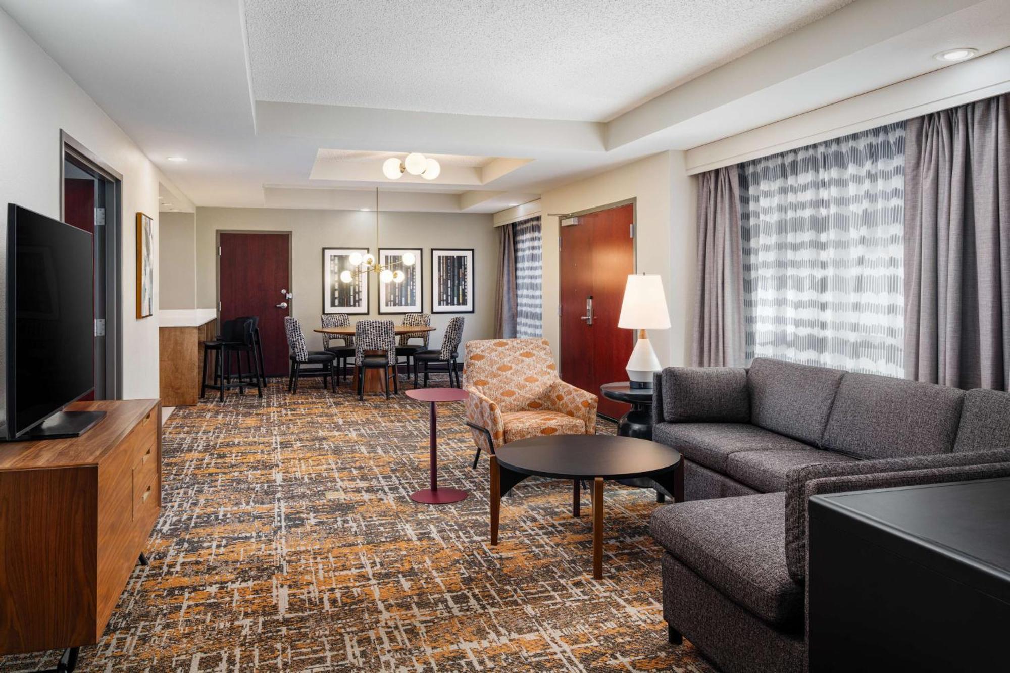 Embassy Suites Huntsville Εξωτερικό φωτογραφία